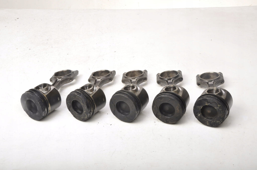 VOLVO C30 S40 II V50 C70 D3 150KM PISTON WITH CONNECTING ROD D5204T5 81L123