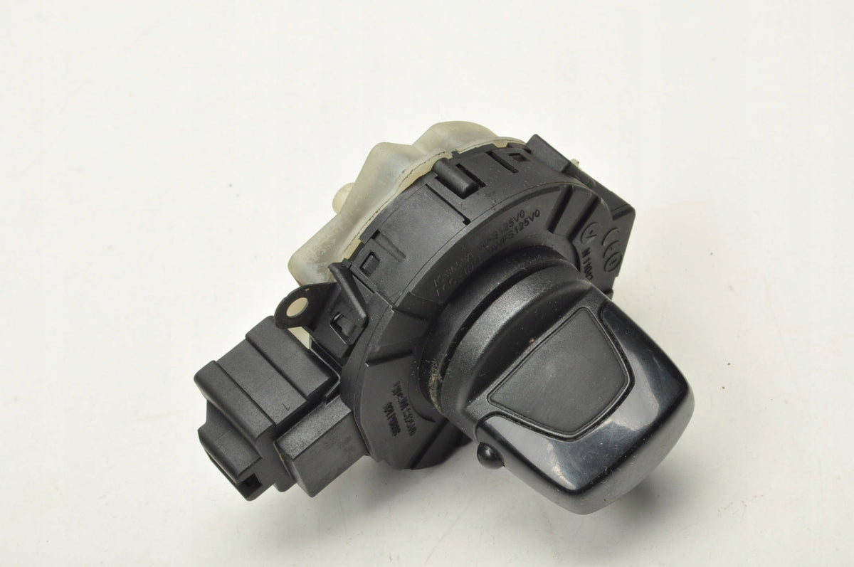 VOLVO C30 S40 II V50 C70 IGNITION KEY 31300586