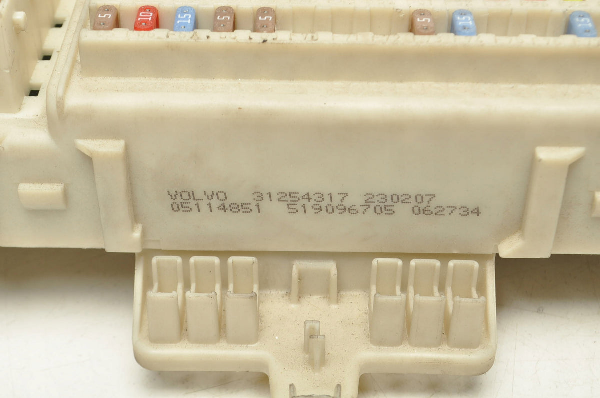 VOLVO C30 S40 II V50 C70 II 2.0 D BOX MODULE BSI KEYS 31254317