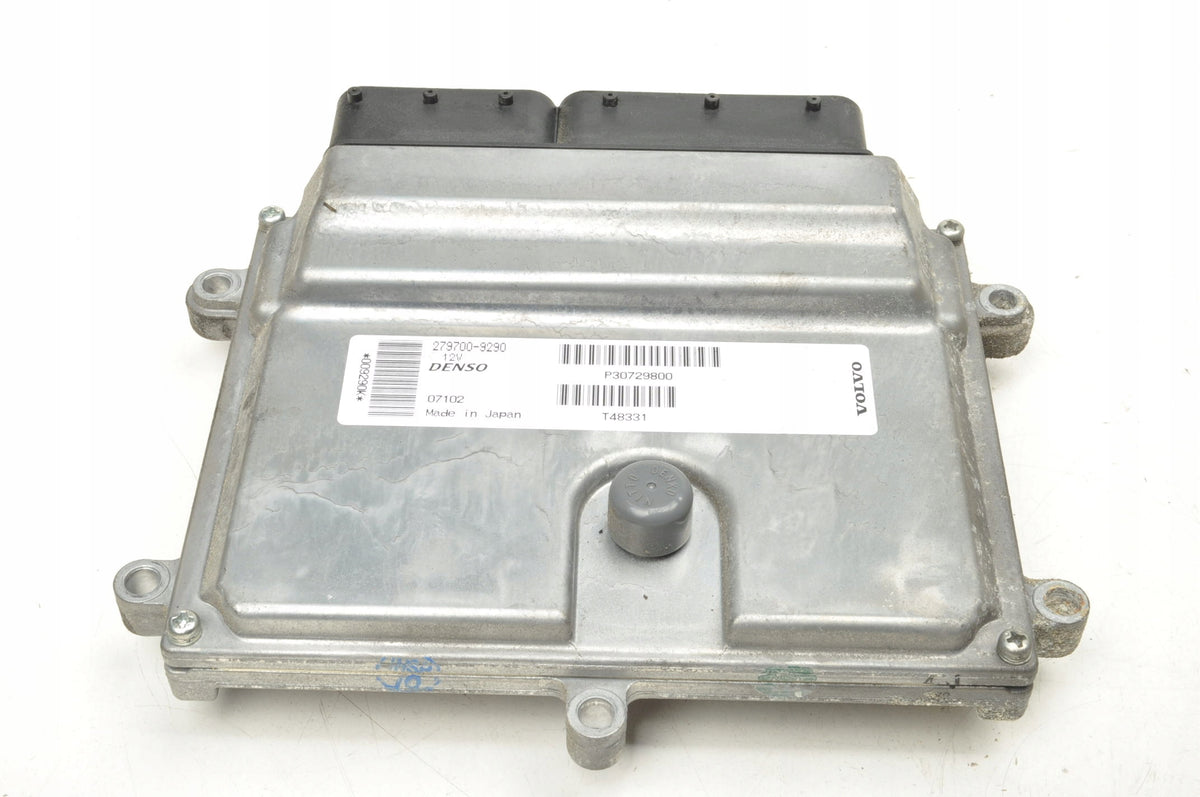 VOLVO C30 S40 II V50 C70 II 2.4 20V COMPUTER ENGINE DRIVER 30729800