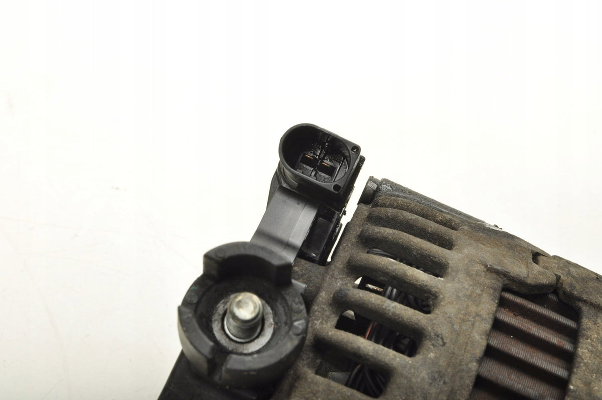 VOLVO C30 S40 II V50 C70 II 2.4 D5 180KM ALTERNATOR 30773111