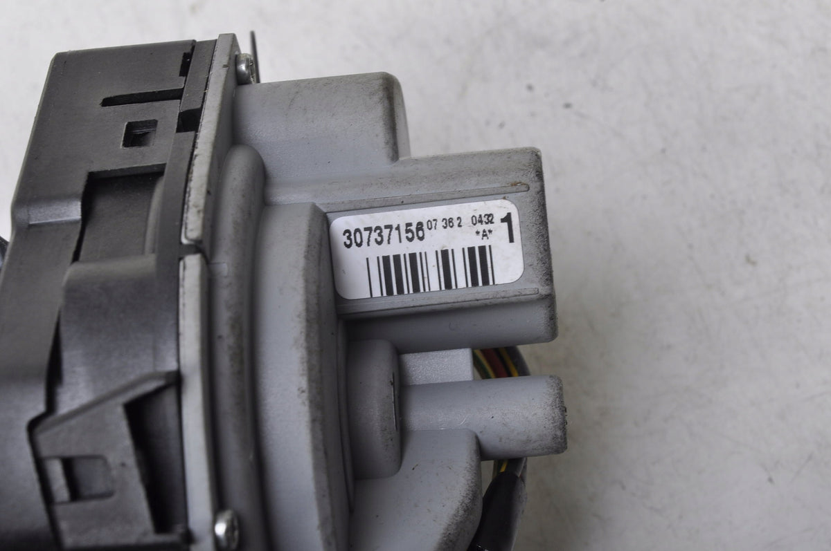 VOLVO C30 S40 II V50 C70 II IGNITION KEY 30737156