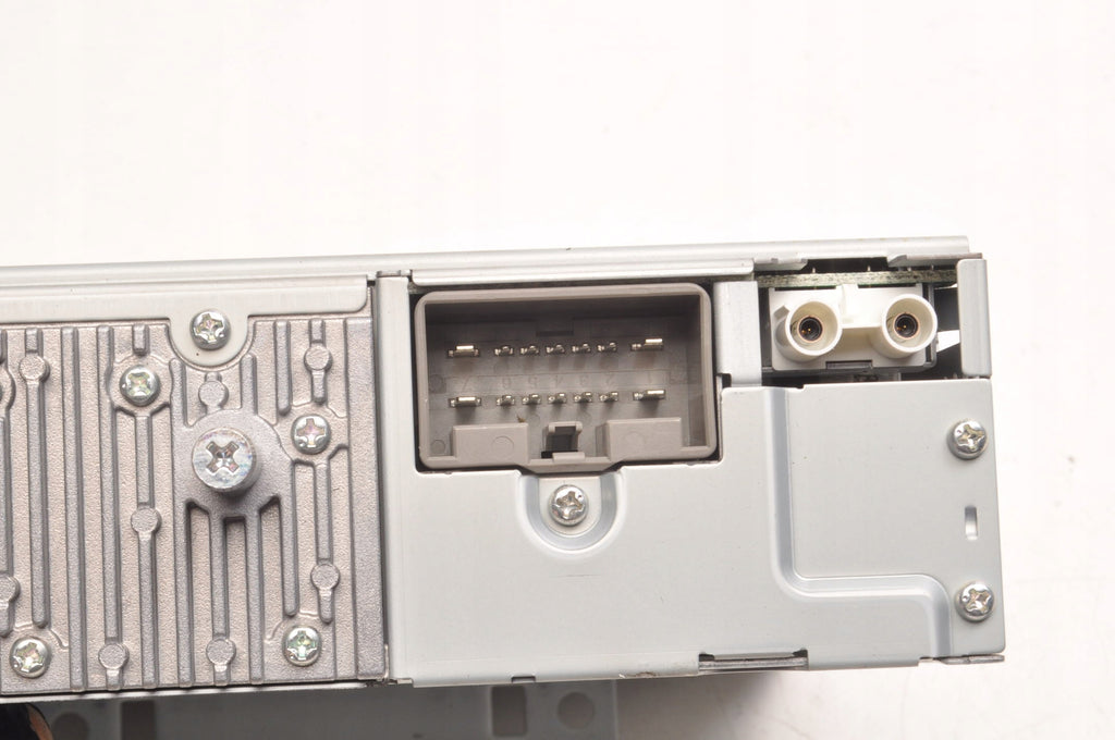 VOLVO C30 S40 II V50 C70 II RADIO 31210342