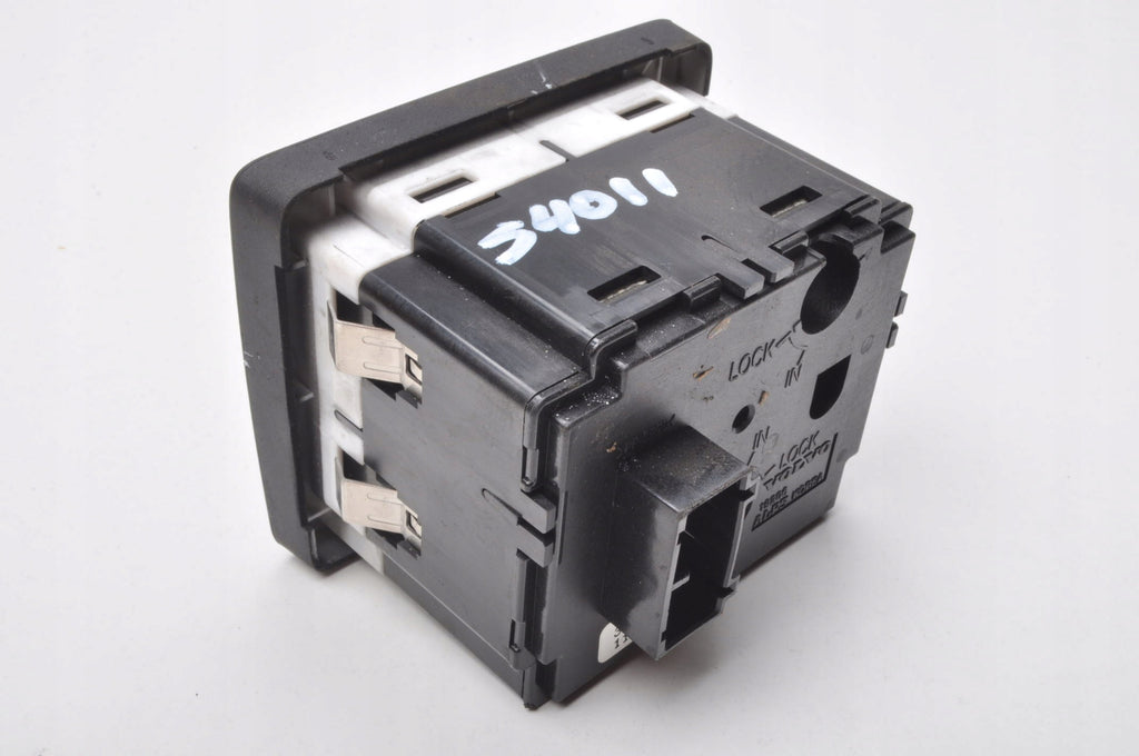 VOLVO C30 S40 II V50 LIGHT SWITCH LIFT 31318937