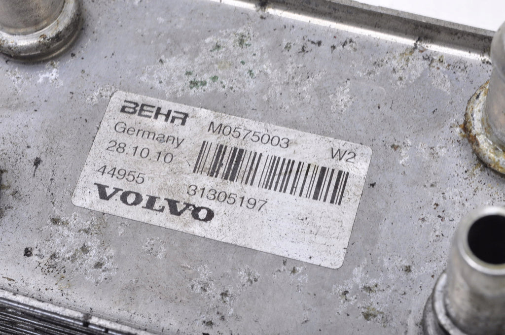 VOLVO C30 S40 V50 2.0 D3 OIL COOLER 31305197