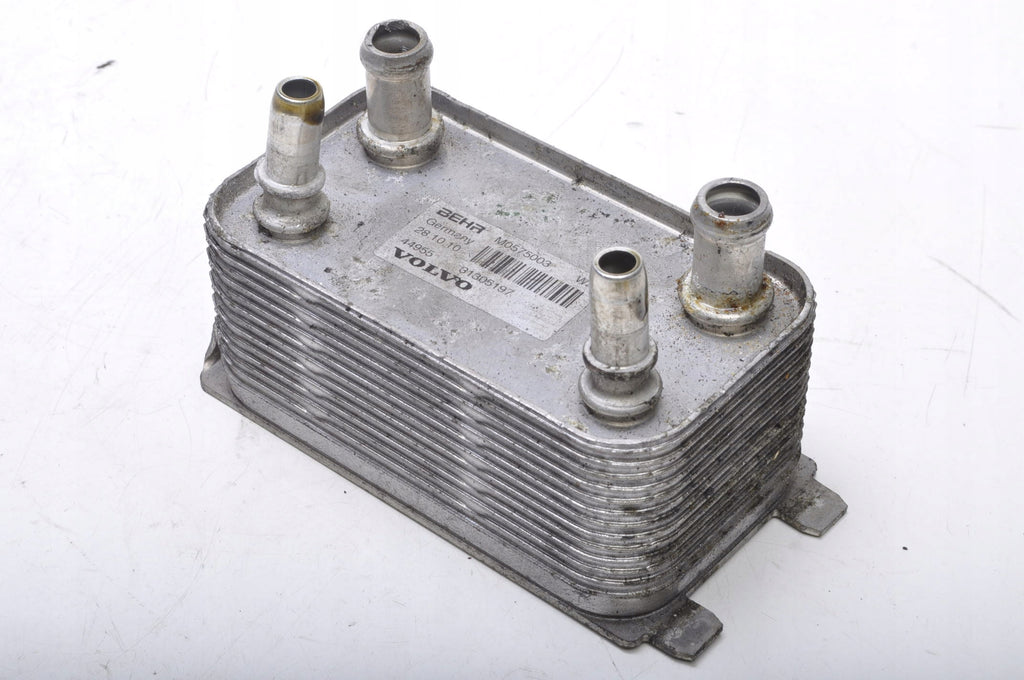 VOLVO C30 S40 V50 2.0 D3 OIL COOLER 31305197