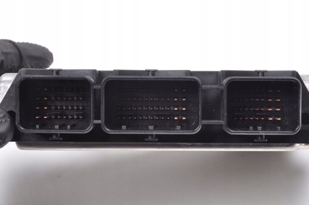 VOLVO C30 S40 V50 C70 1.6 D 109KM COMPUTER ENGINE DRIVER 31272996