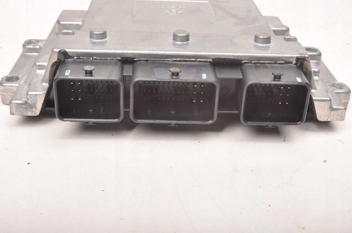 VOLVO C30 S40 V50 C70 2.0 16V 145KM COMPUTER ENGINE DRIVER 30788961