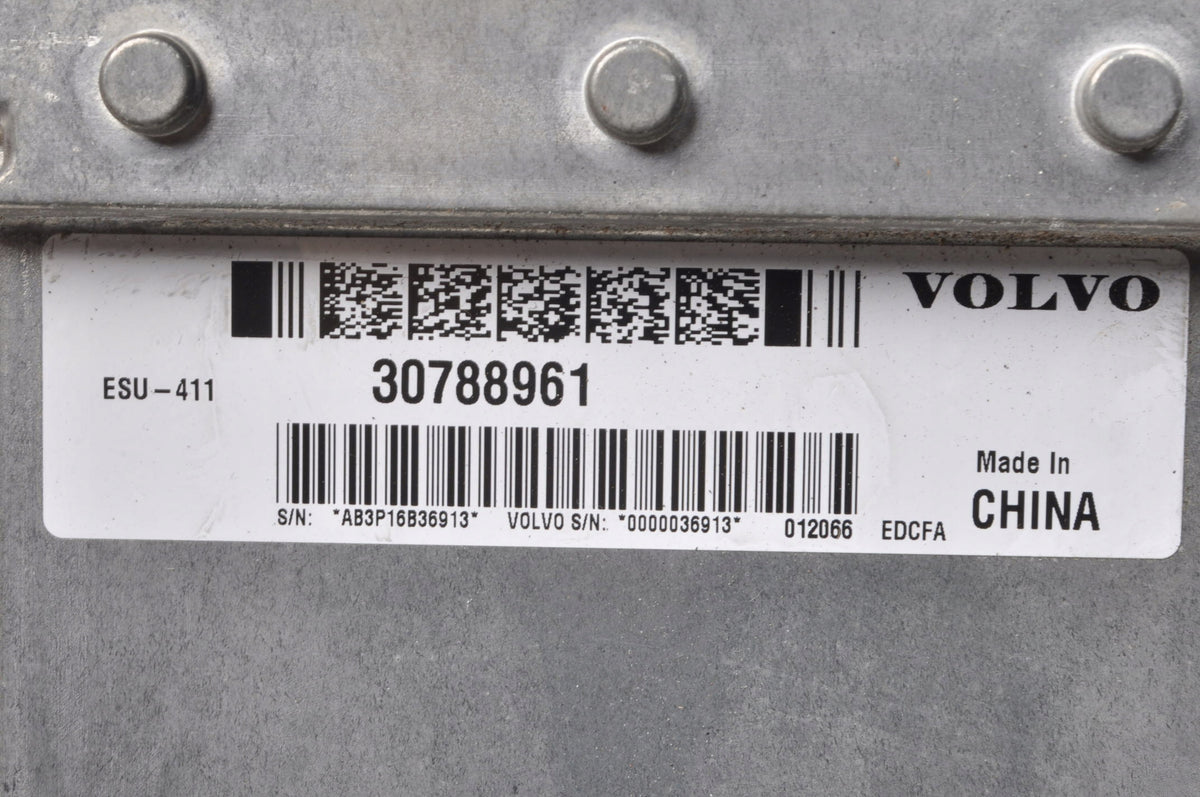 VOLVO C30 S40 V50 C70 2.0 16V 145KM COMPUTER ENGINE DRIVER 30788961