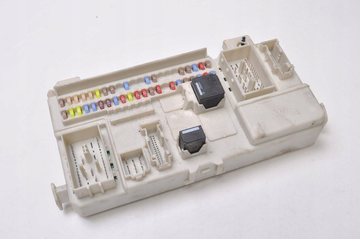 VOLVO C30 S40 V50 C70 BOX MODULE BSI 31296881 KEYS