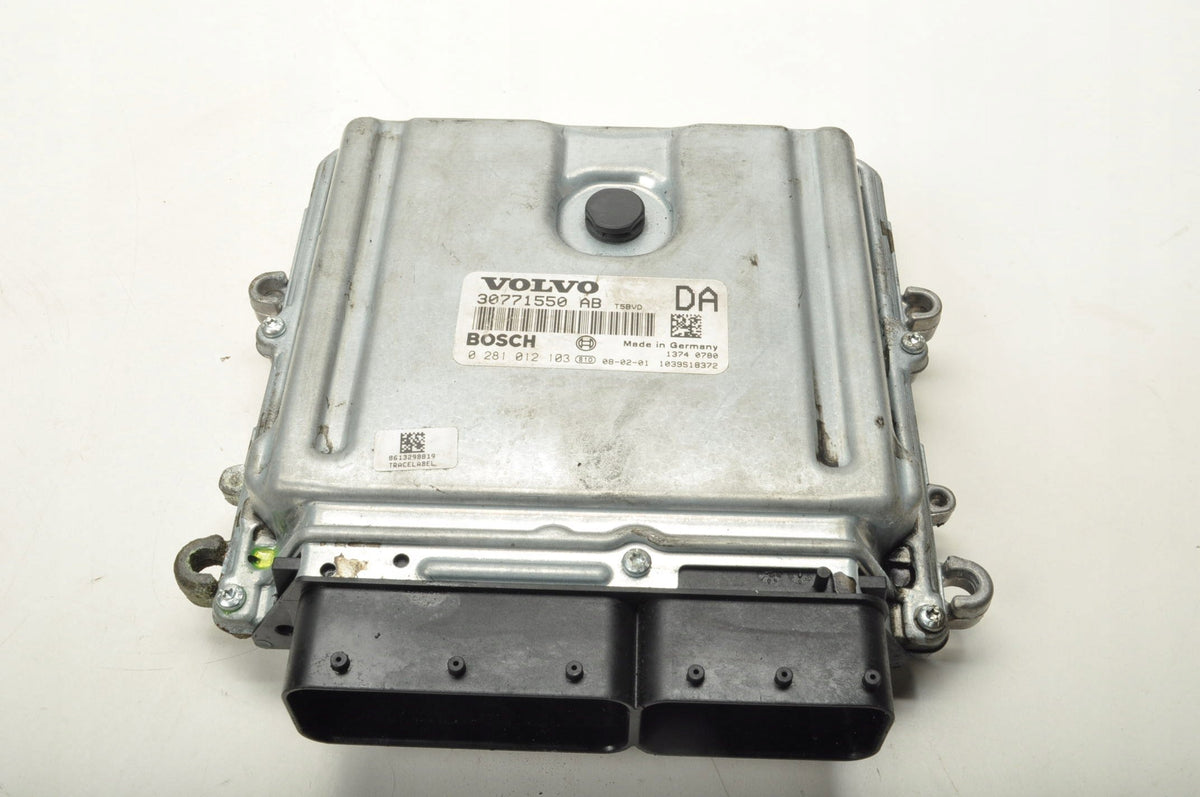 VOLVO C30 S40 V50 C70 II 2.4 D5 180KM COMPUTER ENGINE DRIVER 30771550