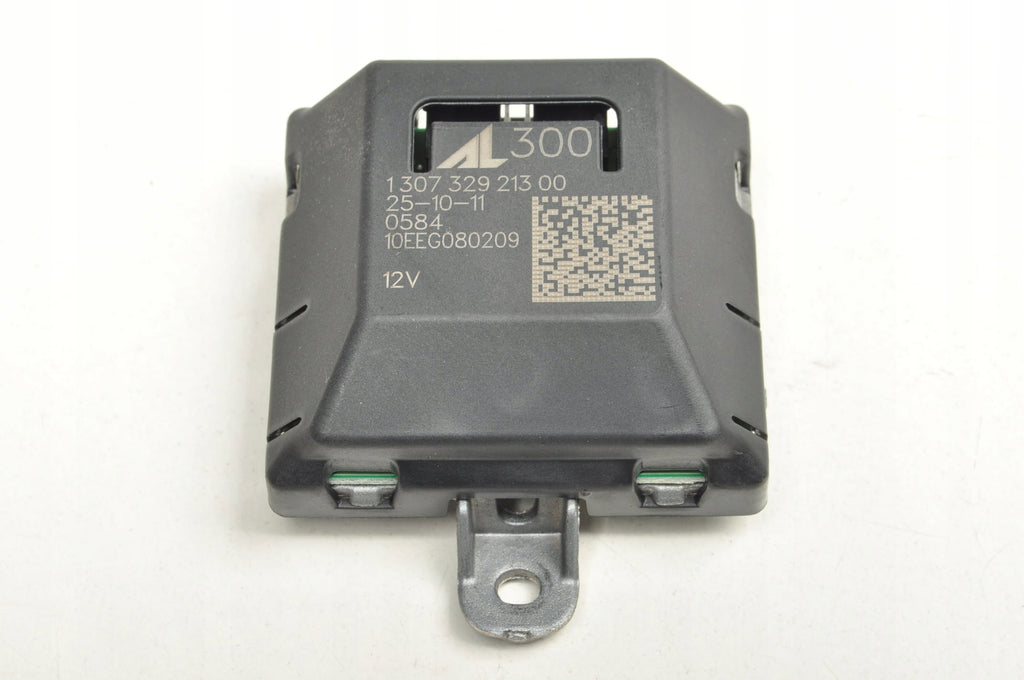 VOLVO C30 S40 V50 C70 MODULE LAMP DRIVER LIFT 130732921300
