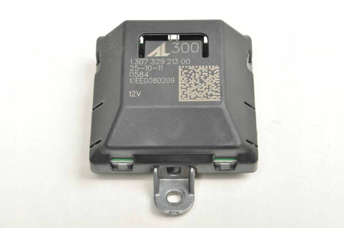 VOLVO C30 S40 V50 C70 MODULE LAMP DRIVER LIFT 130732921300