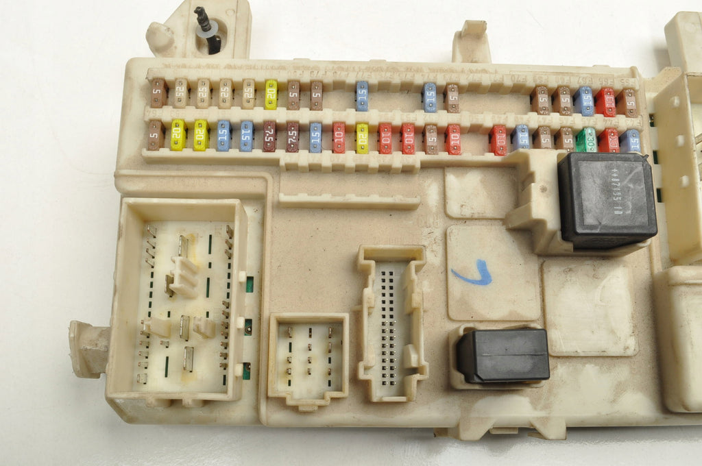 VOLVO C30 S40 V50 V50 BOX MODULE BSI 30765471 KEY