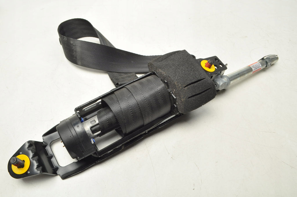 VOLVO C30 SEAT BELT LEFT FRONT 31351417 HB 3D