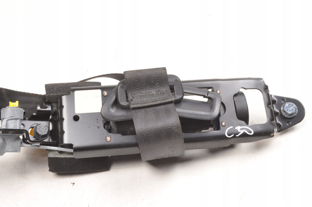 VOLVO C30 SEAT BELT LEFT FRONT 31351417