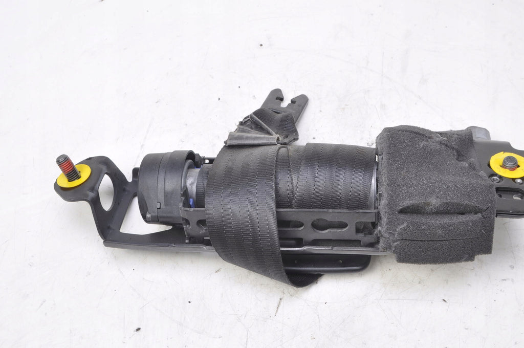 VOLVO C30 SEAT BELT LEFT FRONT