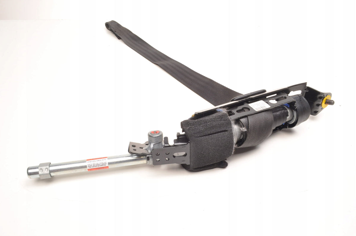 VOLVO C30 SEAT BELT RIGHT FRONT HB 3D 9123539