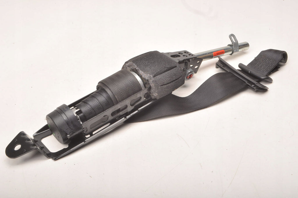 VOLVO C30 SEAT BELT RIGHT FRONT HB 3D LIFT 31351425