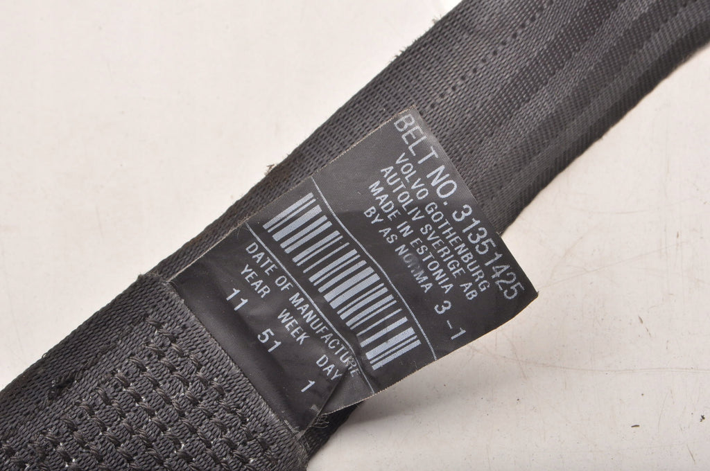 VOLVO C30 SEAT BELT RIGHT FRONT HB 5D 31351425