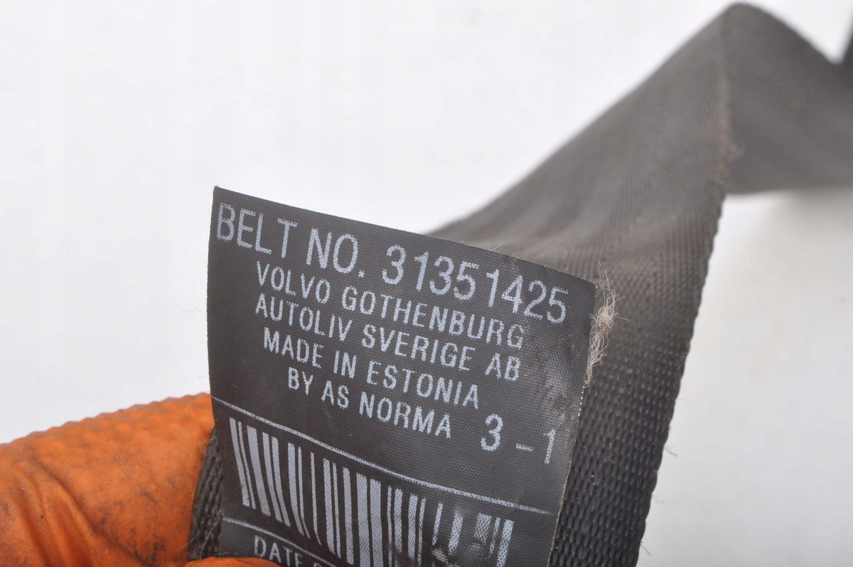 VOLVO C30 SEAT BELT RIGHT FRONT LIFT 31351425