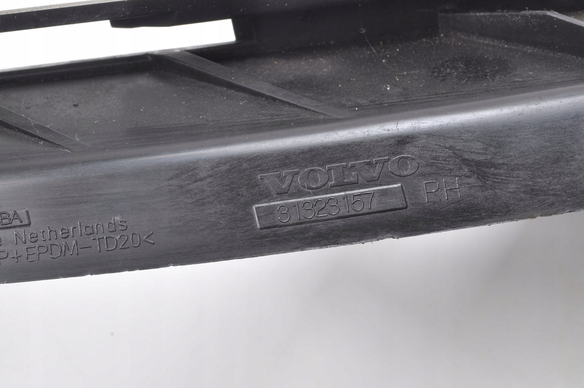 VOLVO C30 SLIDE LAMP RIGHT FRONT 31323157 LIFT