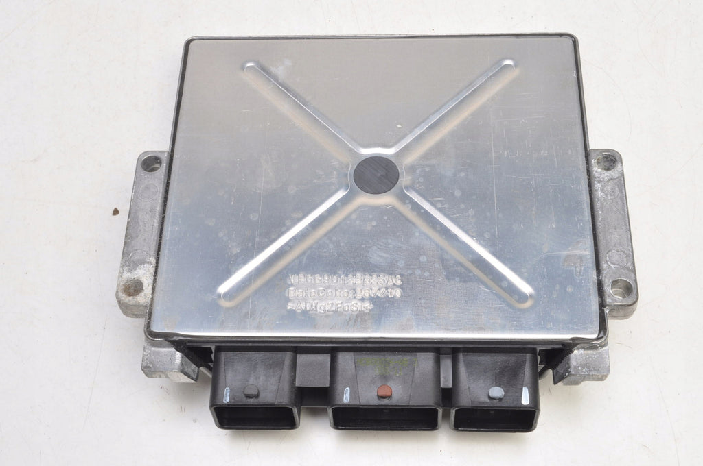 VOLVO C30 V50 C70 S40 II 2.0 16V 146KM COMPUTER ENGINE DRIVER 30788961