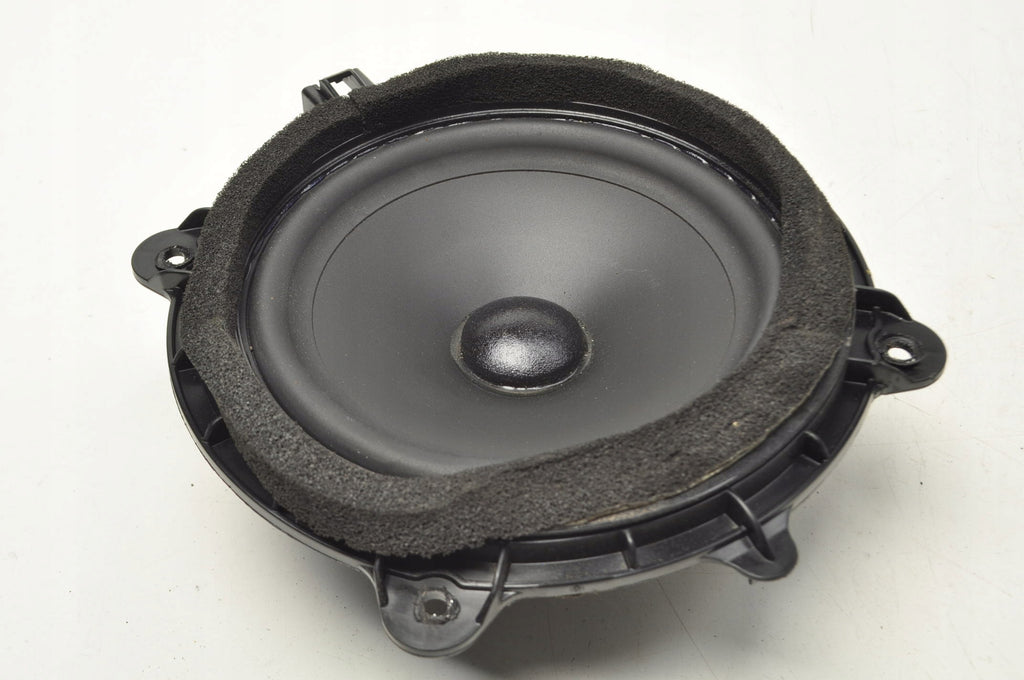 VOLVO C70 II 8676935 PREMIUM SOUND LIFT SPEAKER