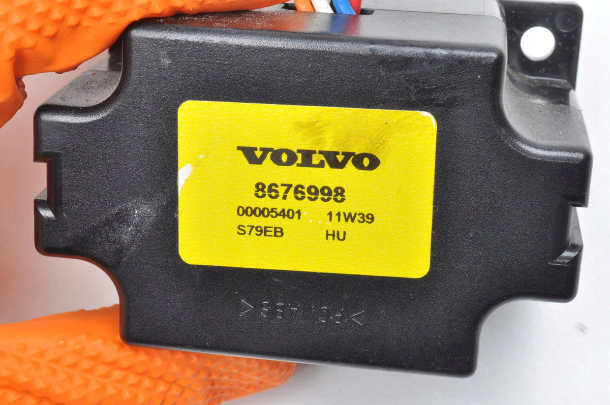 VOLVO C70 II CONTROLLER RELAY MODULE 8676998