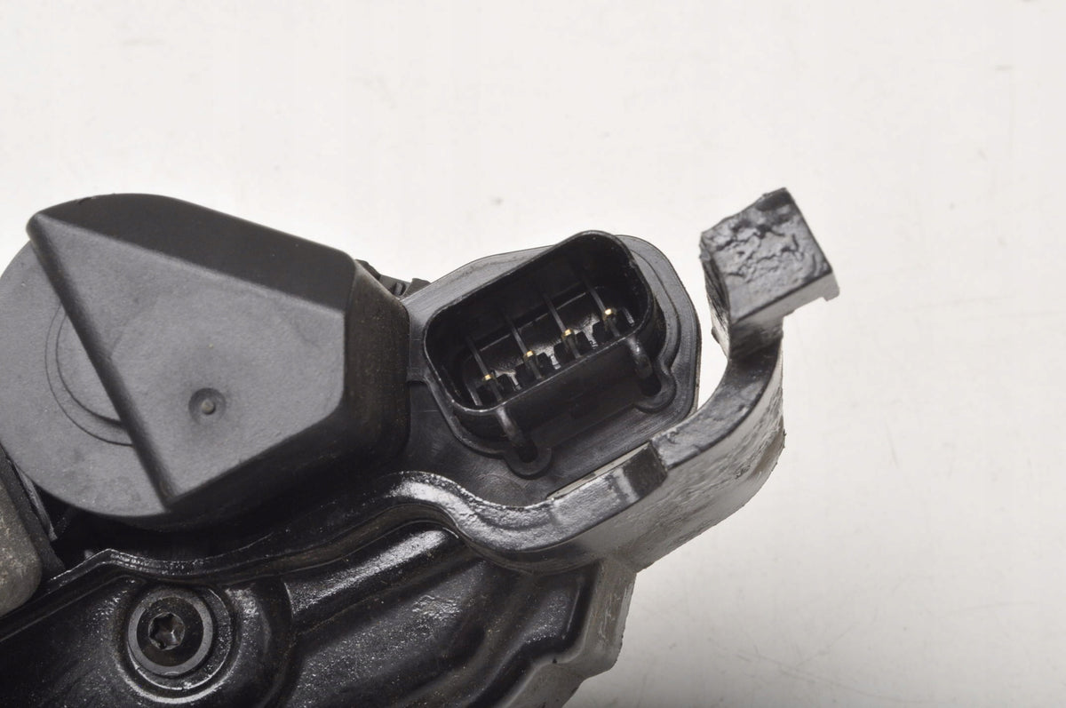 VOLVO C70 II DOOR LOCK LEFT FRONT 30632852