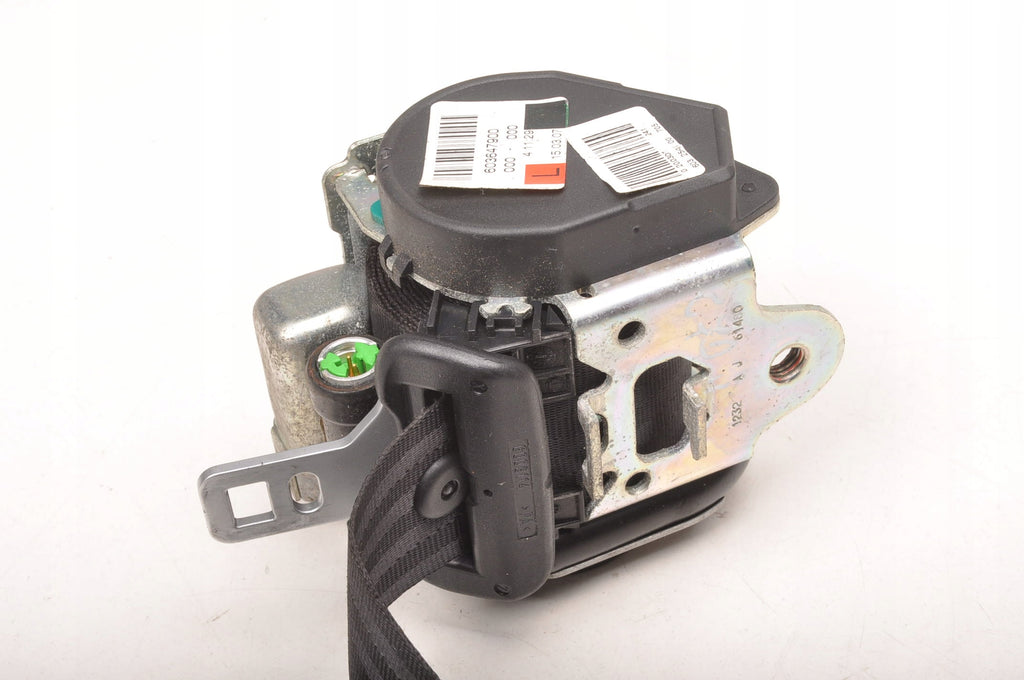VOLVO C70 II SEAT BELT LEFT FRONT 6841705