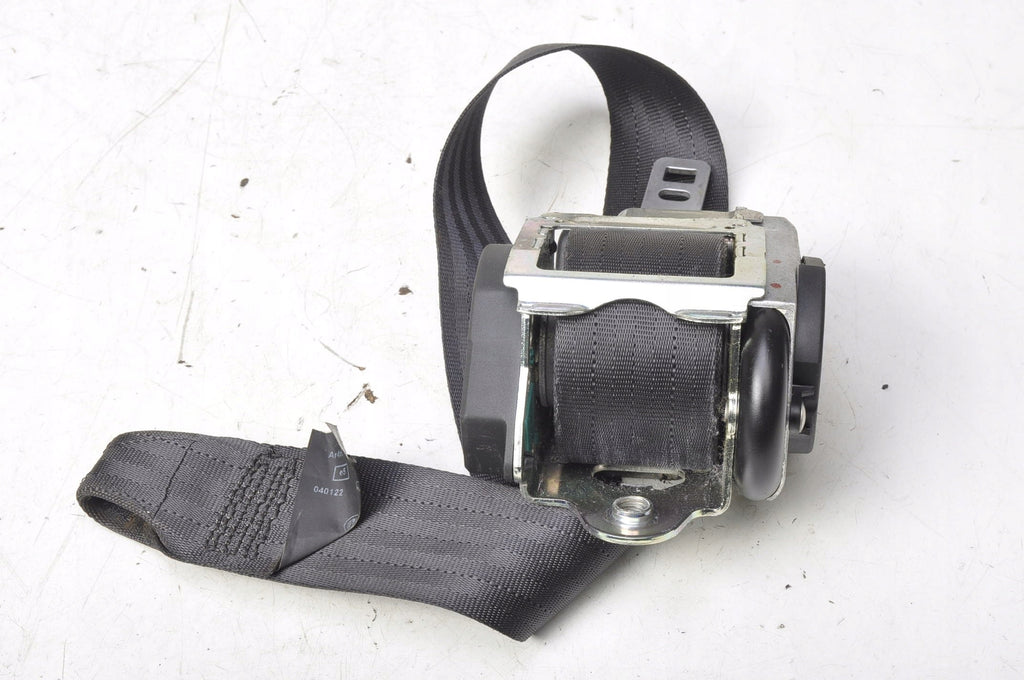 VOLVO C70 II SEAT BELT LEFT FRONT 6841705