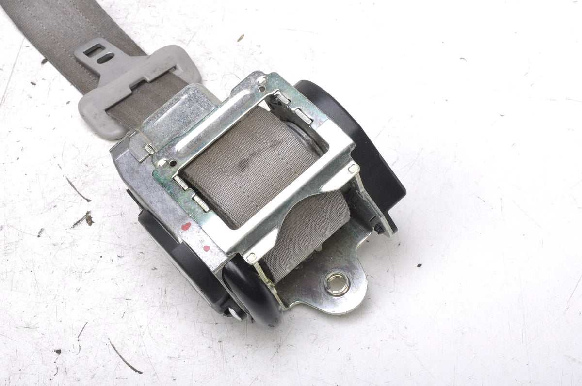 VOLVO C70 II SEAT BELT RIGHT FRONT 31267569