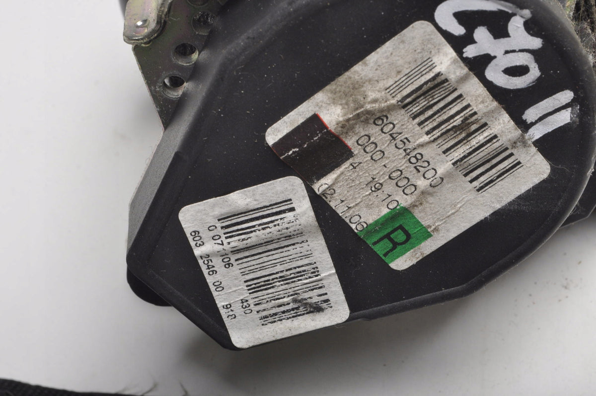 VOLVO C70 II SEAT BELT RIGHT FRONT 9466918
