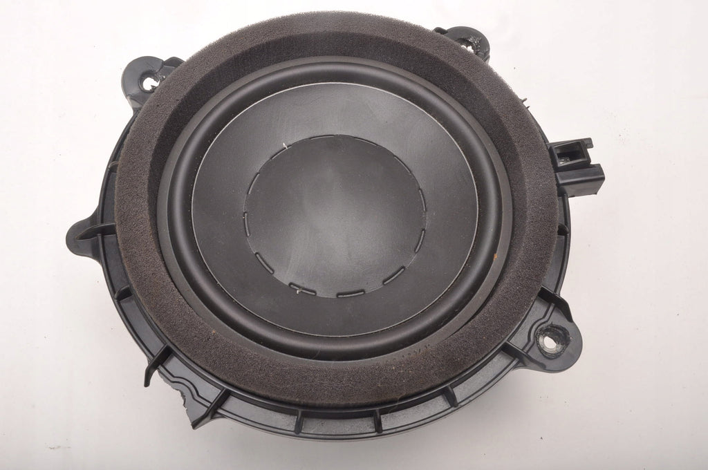 VOLVO C70 II SPEAKER DYNAUDIO 30679336