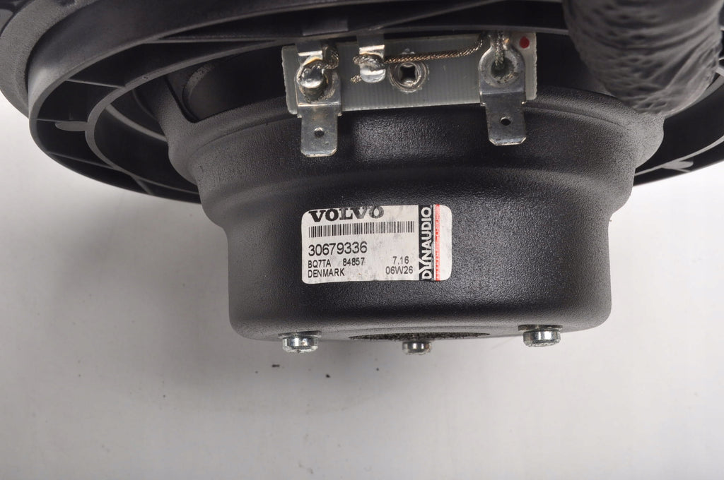 VOLVO C70 II SPEAKER DYNAUDIO 30679336
