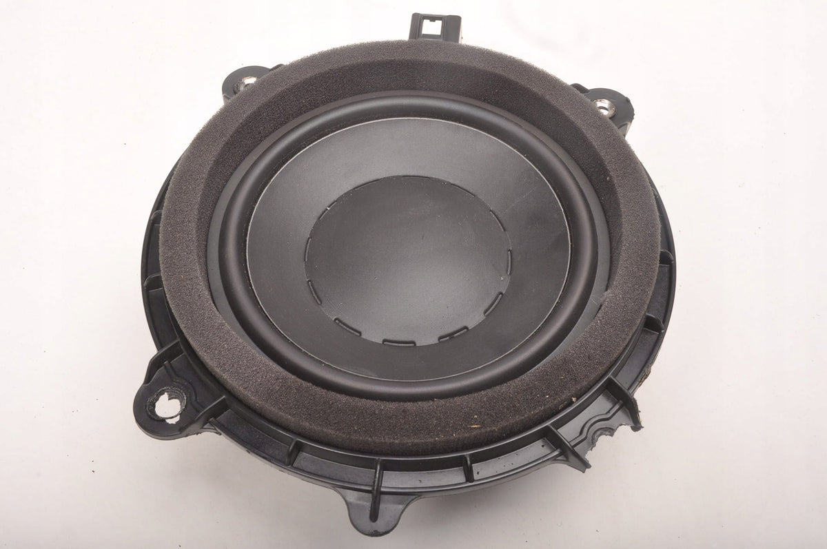 VOLVO C70 II SPEAKER DYNAUDIO 30679336