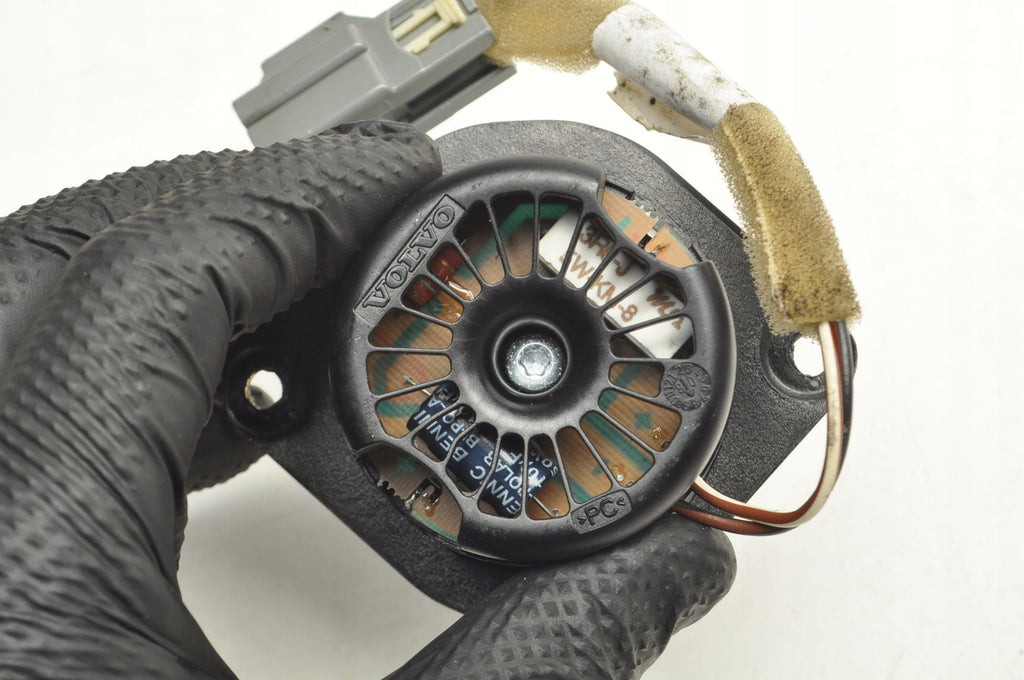 VOLVO C70 II TWEETER DYANAUDIO
