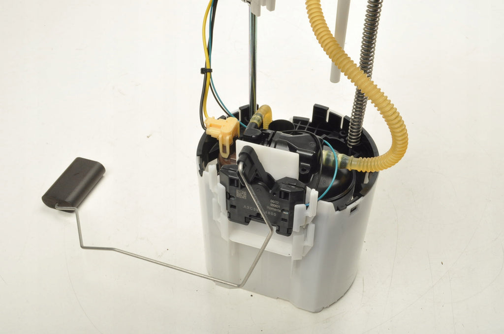 VOLVO EX40 XC40 1.5 T3 FUEL PUMP 32139299