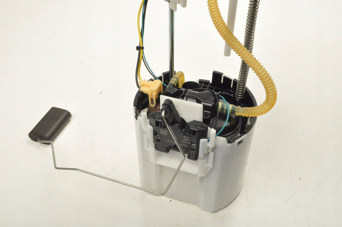 VOLVO EX40 XC40 1.5 T3 FUEL PUMP 32139299