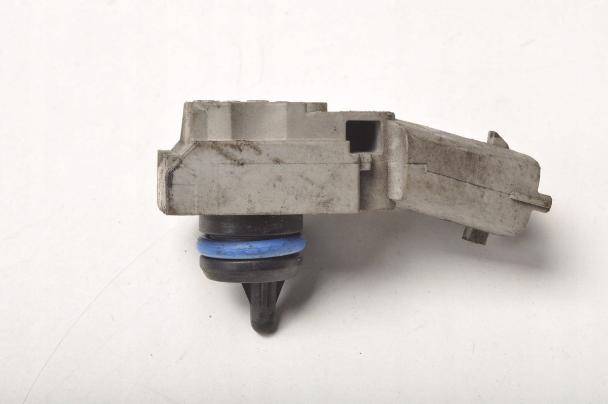 VOLVO S40 C70 II 2.5T FUEL SENSOR 0261230239 31251447