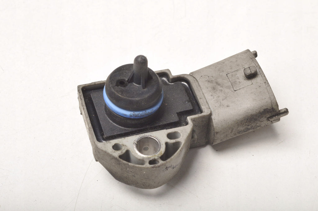 VOLVO S40 C70 II 2.5T FUEL SENSOR 0261230239 31251447