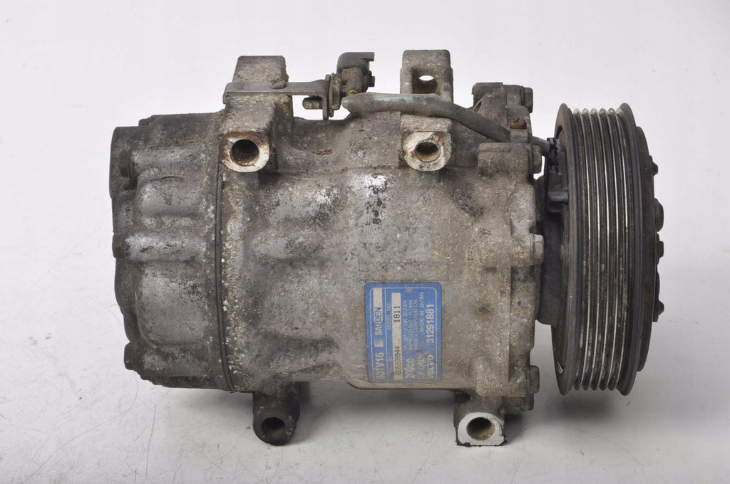 VOLVO S40 II 2.0 D AIR CONDITIONING COMPRESSOR 31291881