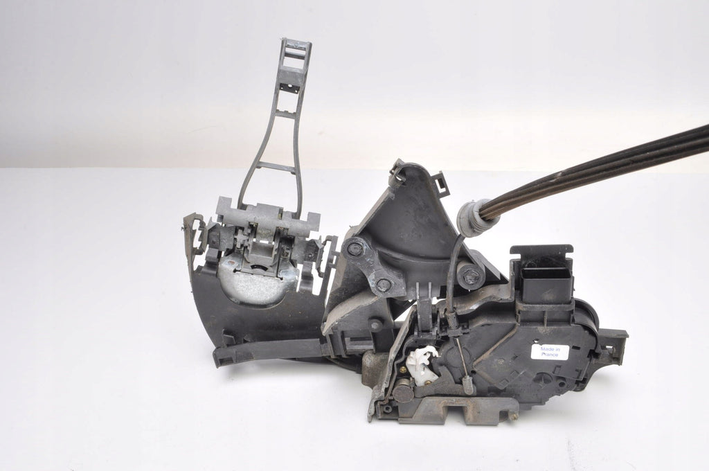 VOLVO S40 II DOOR LOCK LEFT FRONT EUROPE 30753657