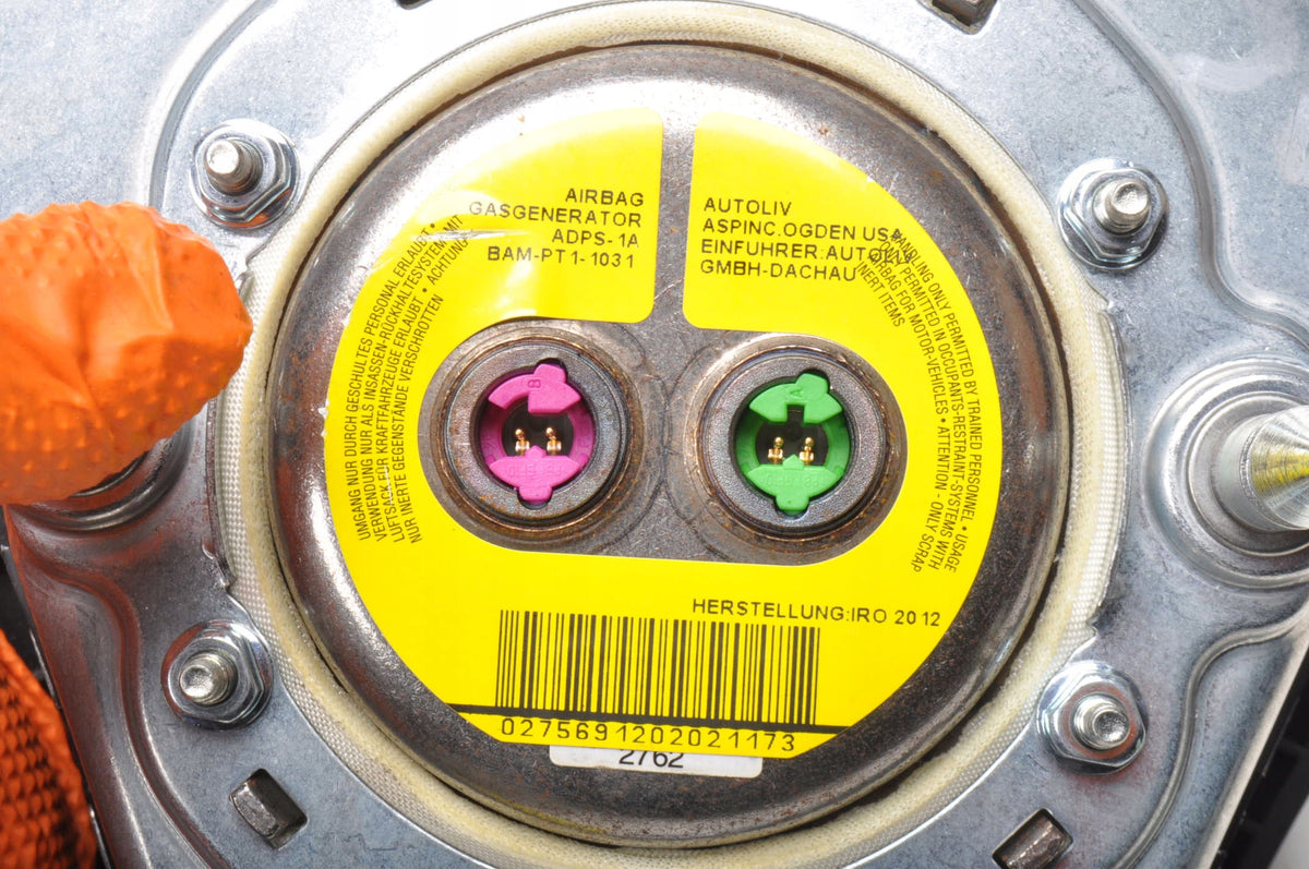 VOLVO S40 II V50 DRIVER AIRBAG P31332804