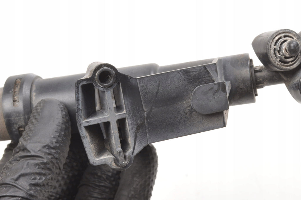 VOLVO S40 II V50 HEADLIGHT WASHER PUMP LEFT 31253730
