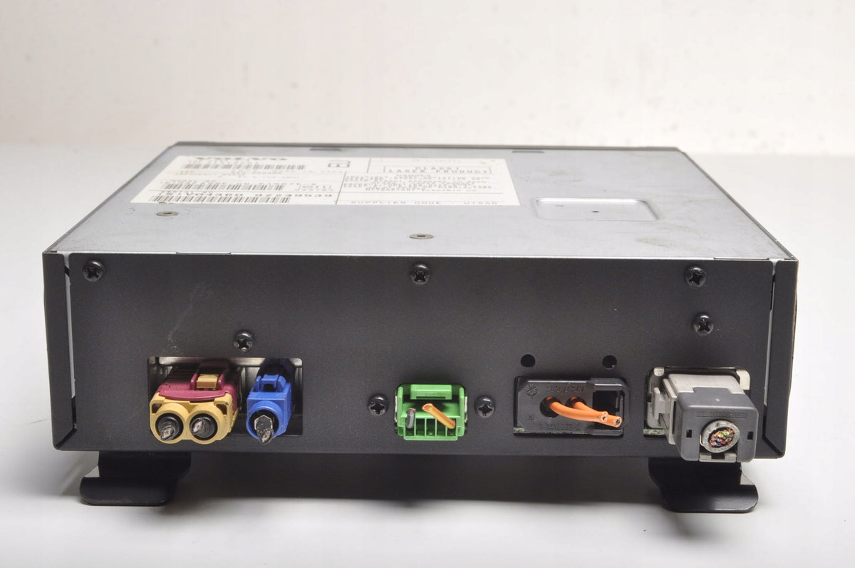 VOLVO S40 II V50 NAVIGATION PLATE READER 31310004