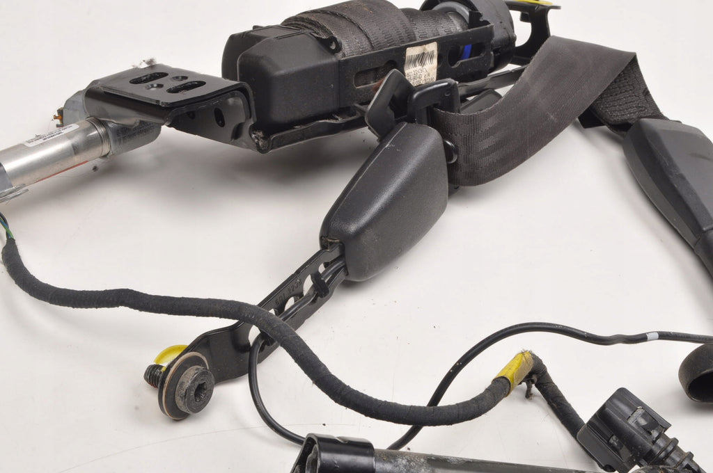 VOLVO S40 II V50 SEAT BELT LEFT FRONT 30661788 + CLIPPER