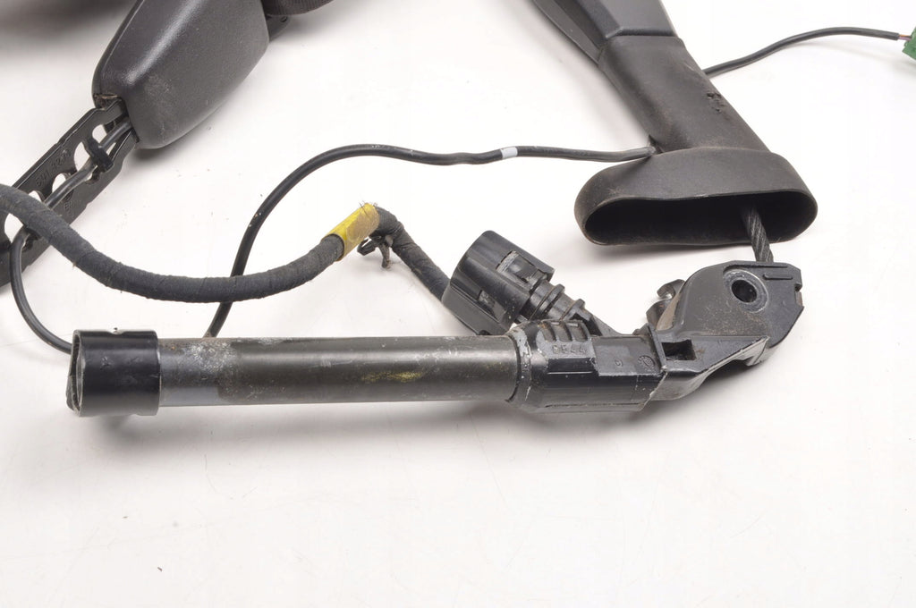 VOLVO S40 II V50 SEAT BELT LEFT FRONT 30661788 + CLIPPER