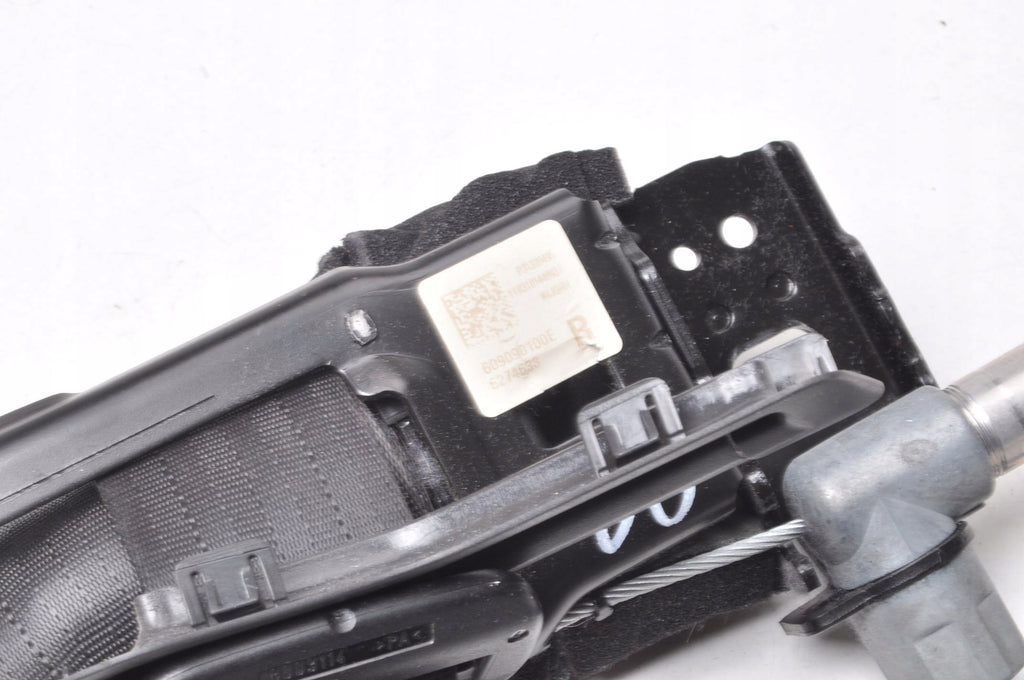 VOLVO S40 II V50 SEAT BELT RIGHT FRONT 31320495